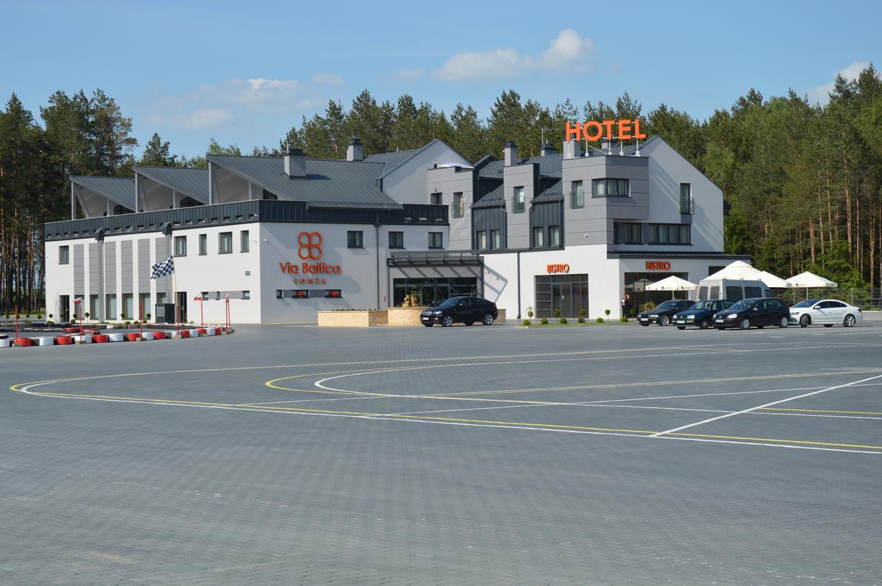 Hotel Via Baltica Łomża Extérieur photo